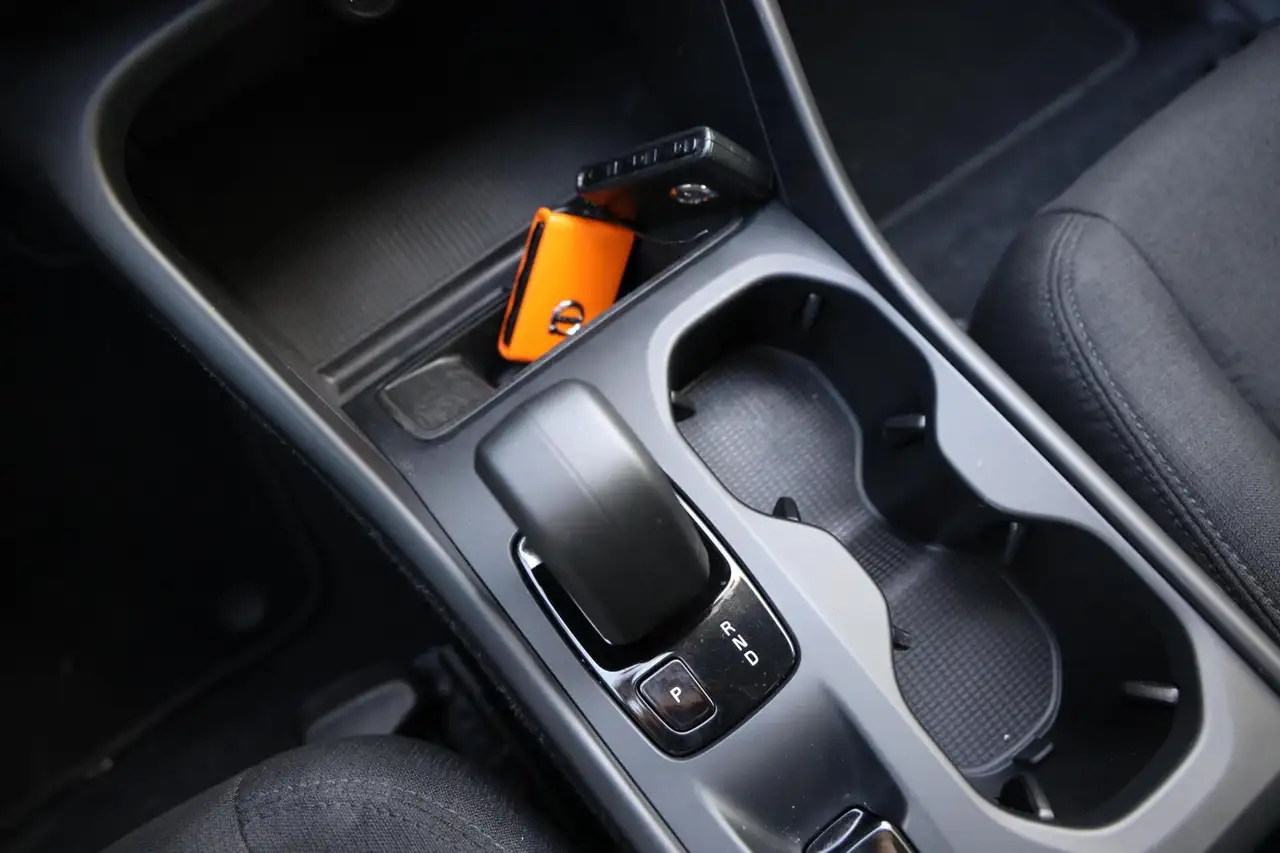 Volvo XC40 1.5 T2 Momentum Core Automaat LED Camera Cruise Na, миниатюра 9