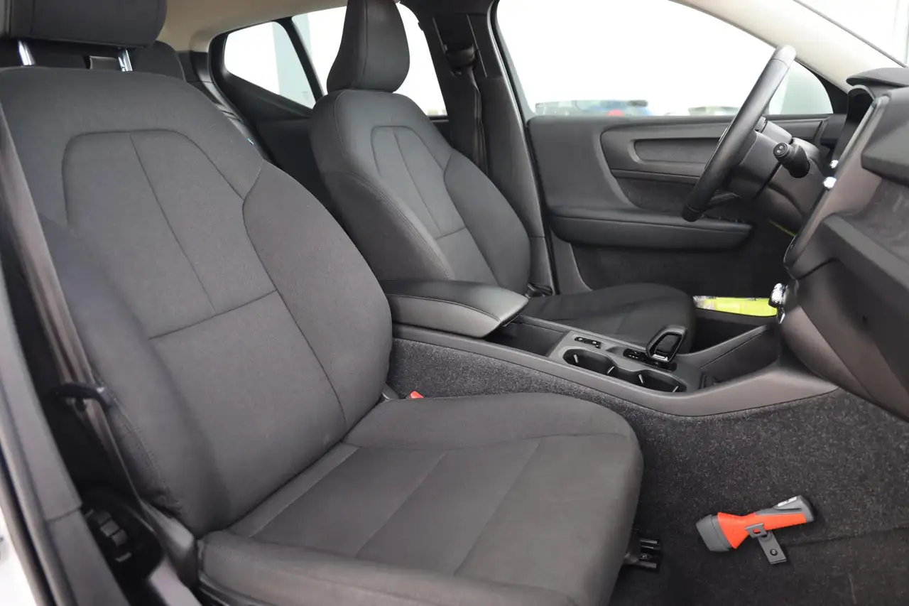 Volvo XC40 1.5 T2 Momentum Core Automaat LED Camera Cruise Na, миниатюра 18