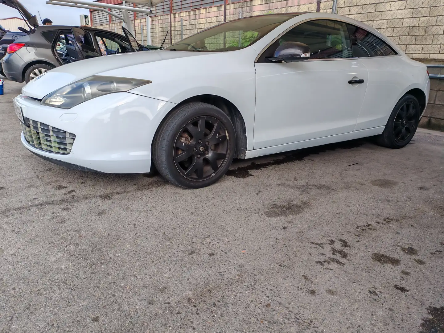 Renault Laguna Laguna Coupé 2.0dCi Белый - 1
