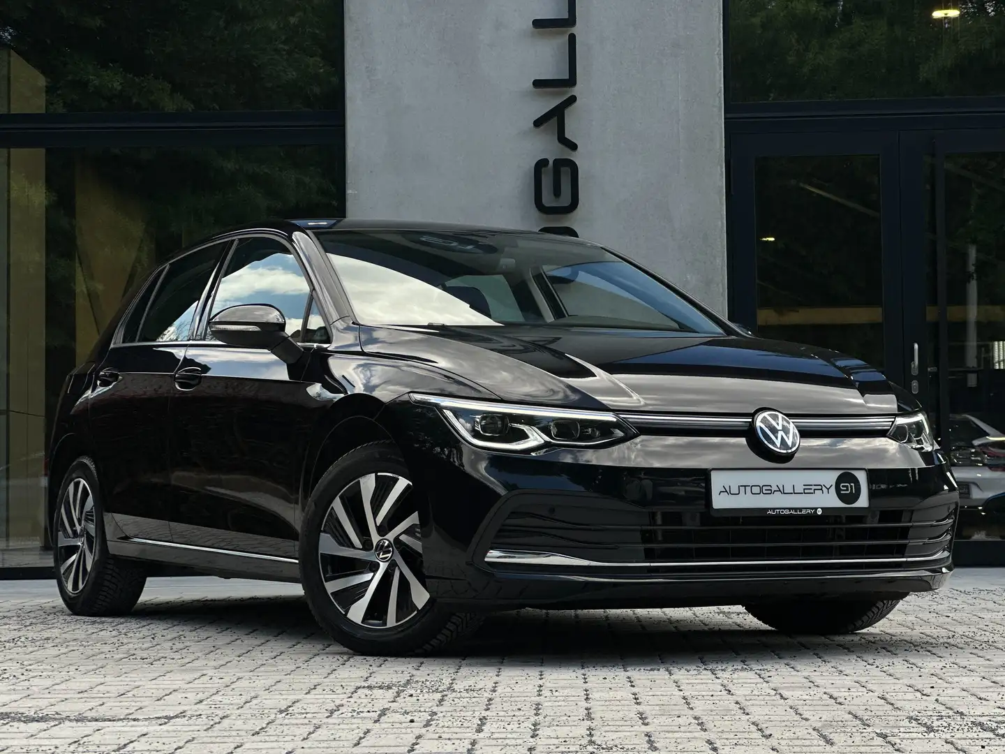 Volkswagen Golf 1.4 eHybrid PHEV | 41.850KM | BTW |Camera|Massage Siyah - 1