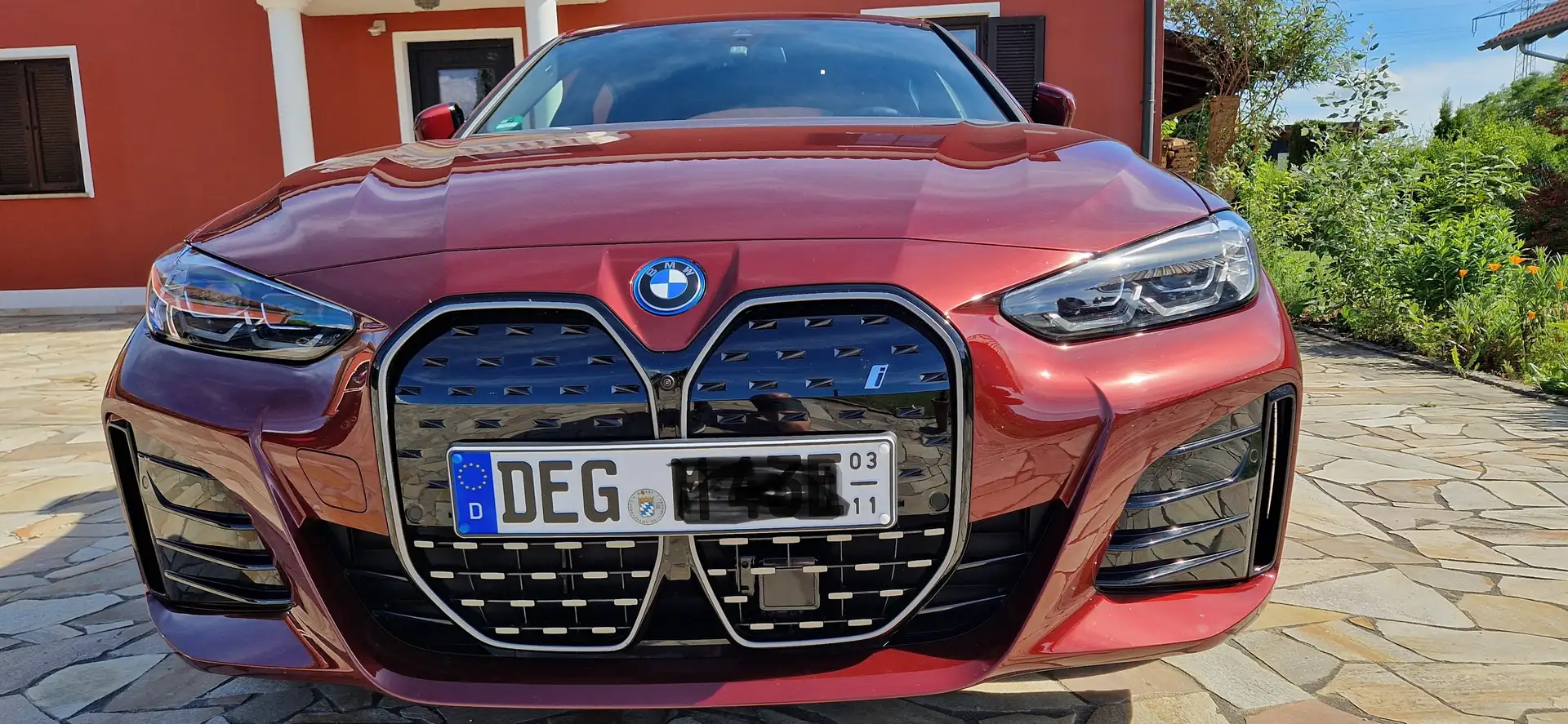 BMW i4 eDrive35 Gran Coupe M Sport Červená - 2