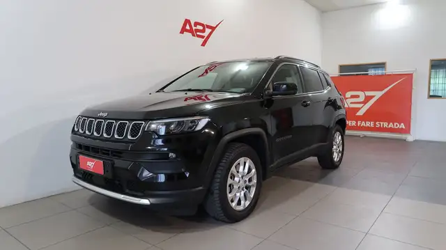 Jeep Compass view 3