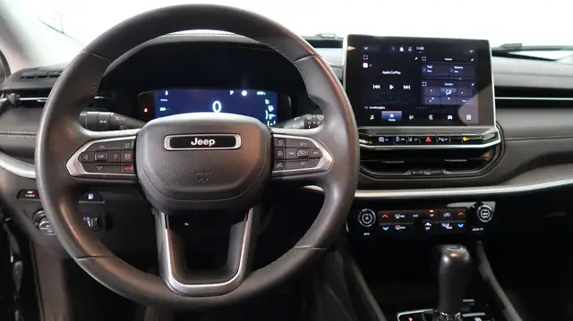 Jeep Compass view 4