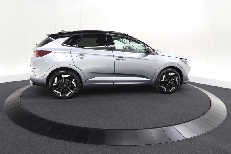 Opel Grandland 1.6 Turbo Plug-In Hybrid 4x4 GSe | Elektrische Kof — photo 9