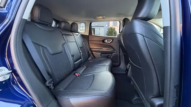Jeep Compass view 12