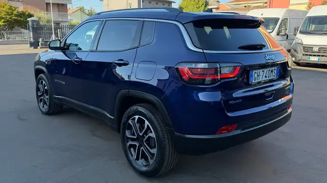 Jeep Compass view 6