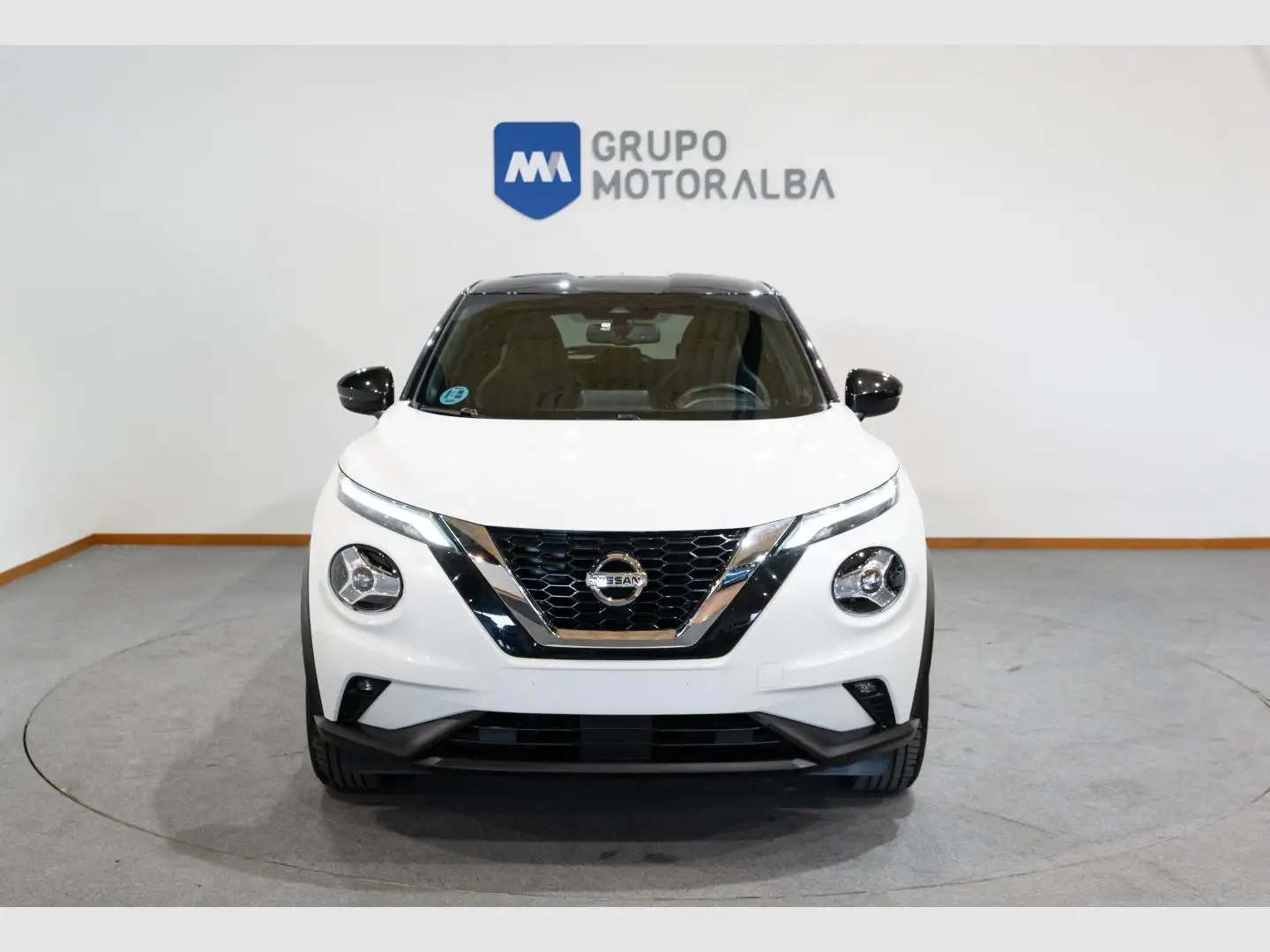 Nissan Juke DIG-T 84 kW (114 CV) 6M/T N-Connecta Blanco - 2