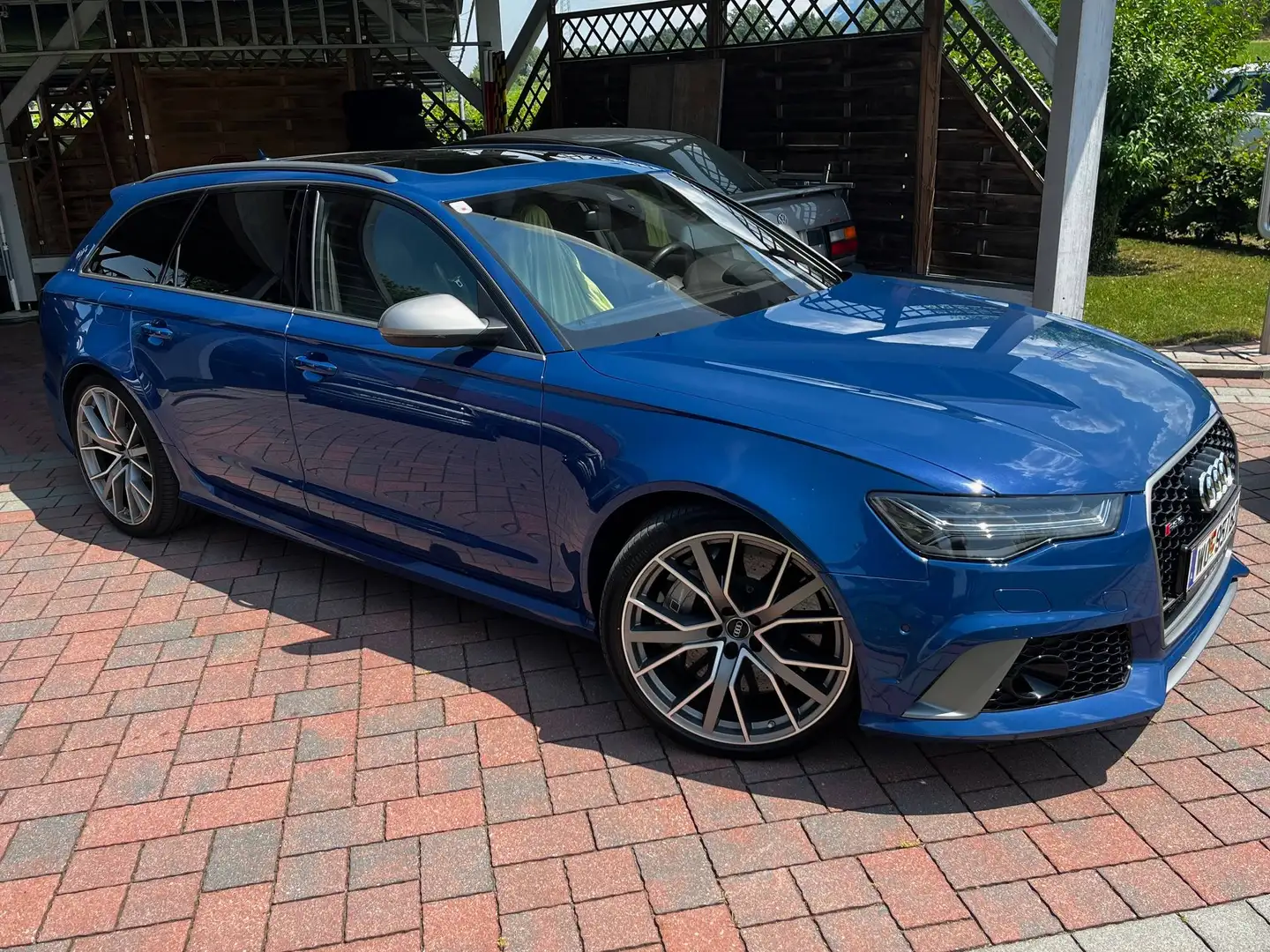 Audi RS6 RS6 Avant performance 4,0 TFSI COD tiptronic COD Blau - 2