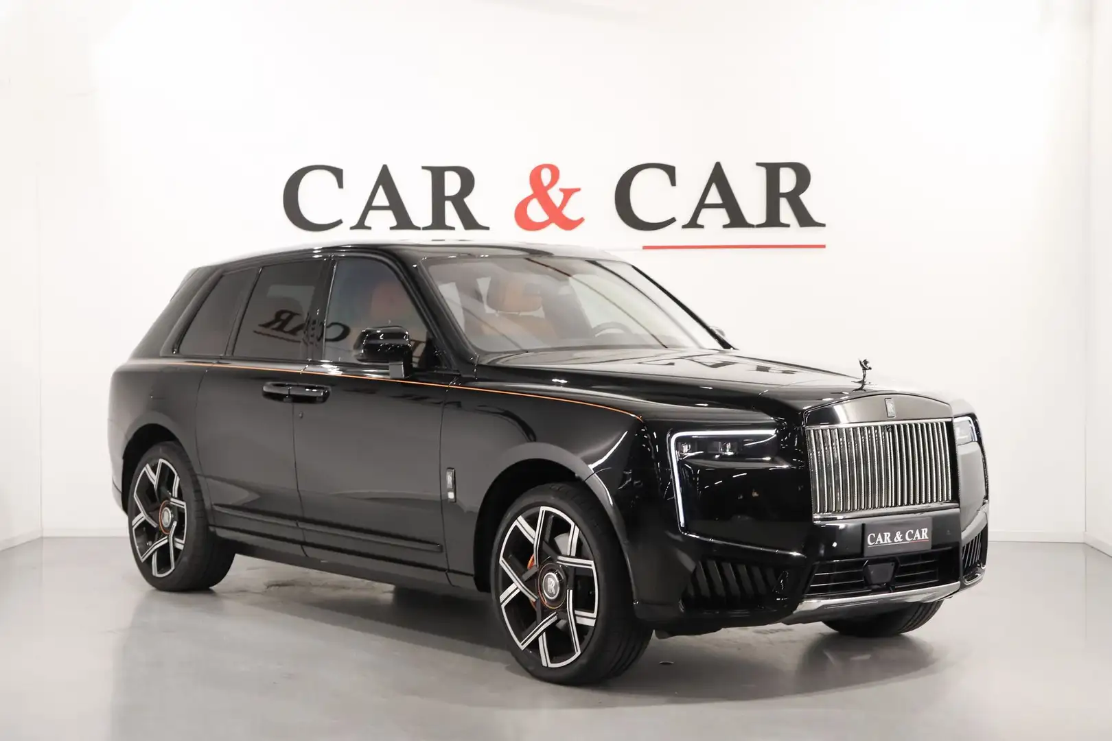 Rolls-Royce Cullinan Black Badge Edition Nero - 1