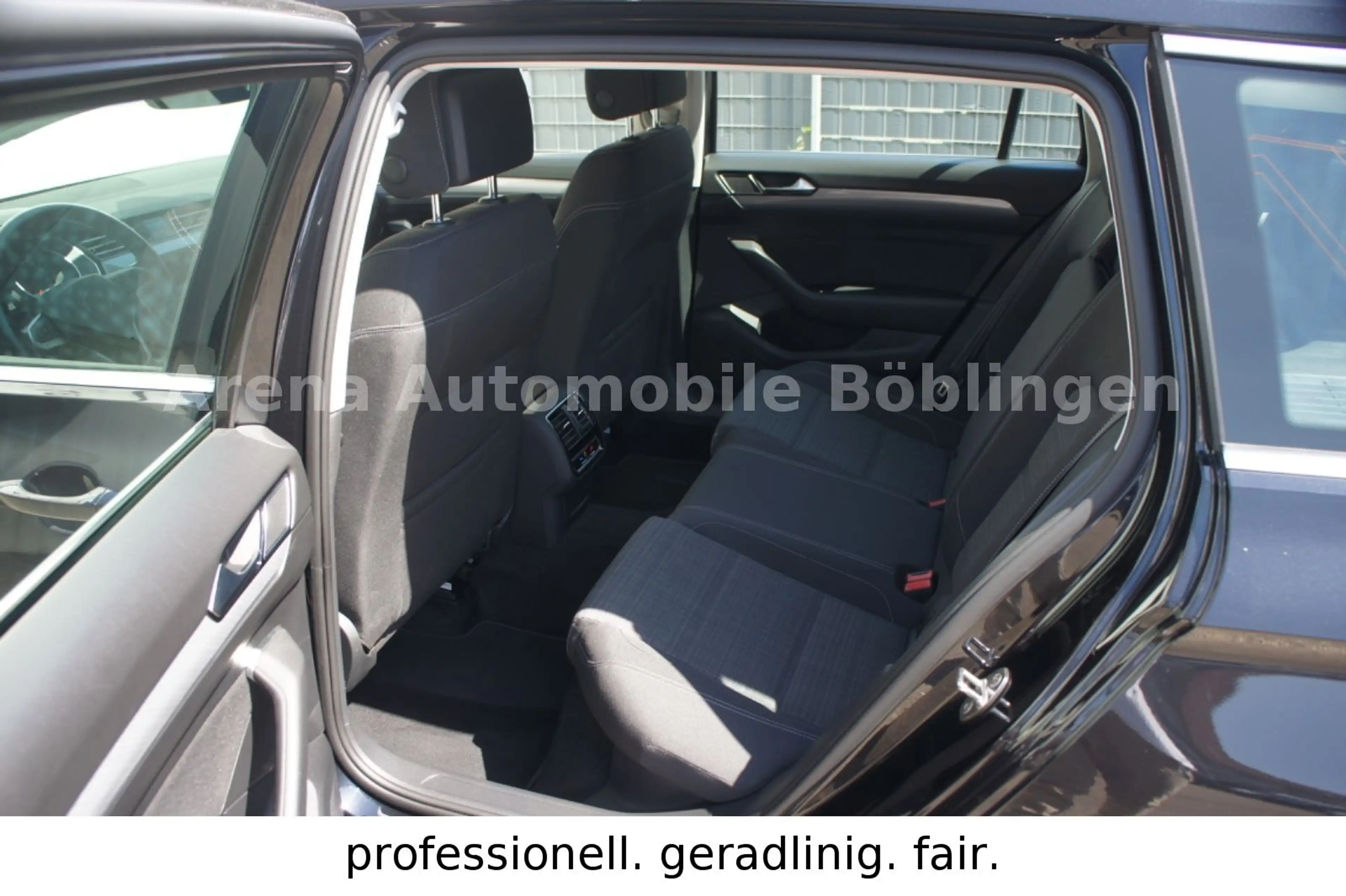 Volkswagen Passat Variant 1.5 TSI DSG*NAVI*LED*KAMERA* — photo 14