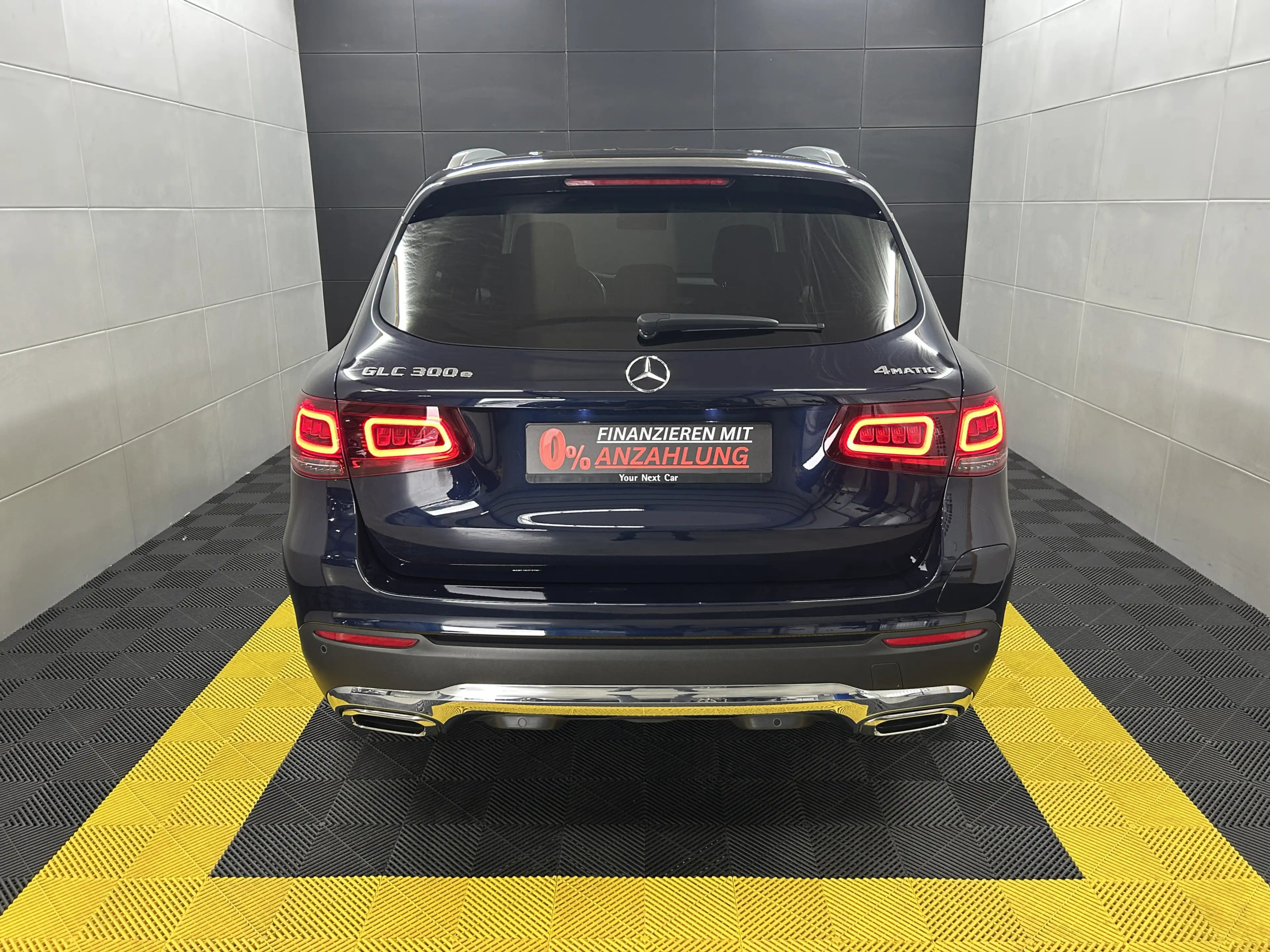 Mercedes-Benz GLC 300 e 4M Plug-in+Ahk+360°+LED+Ambiente+Kessy — photo 6