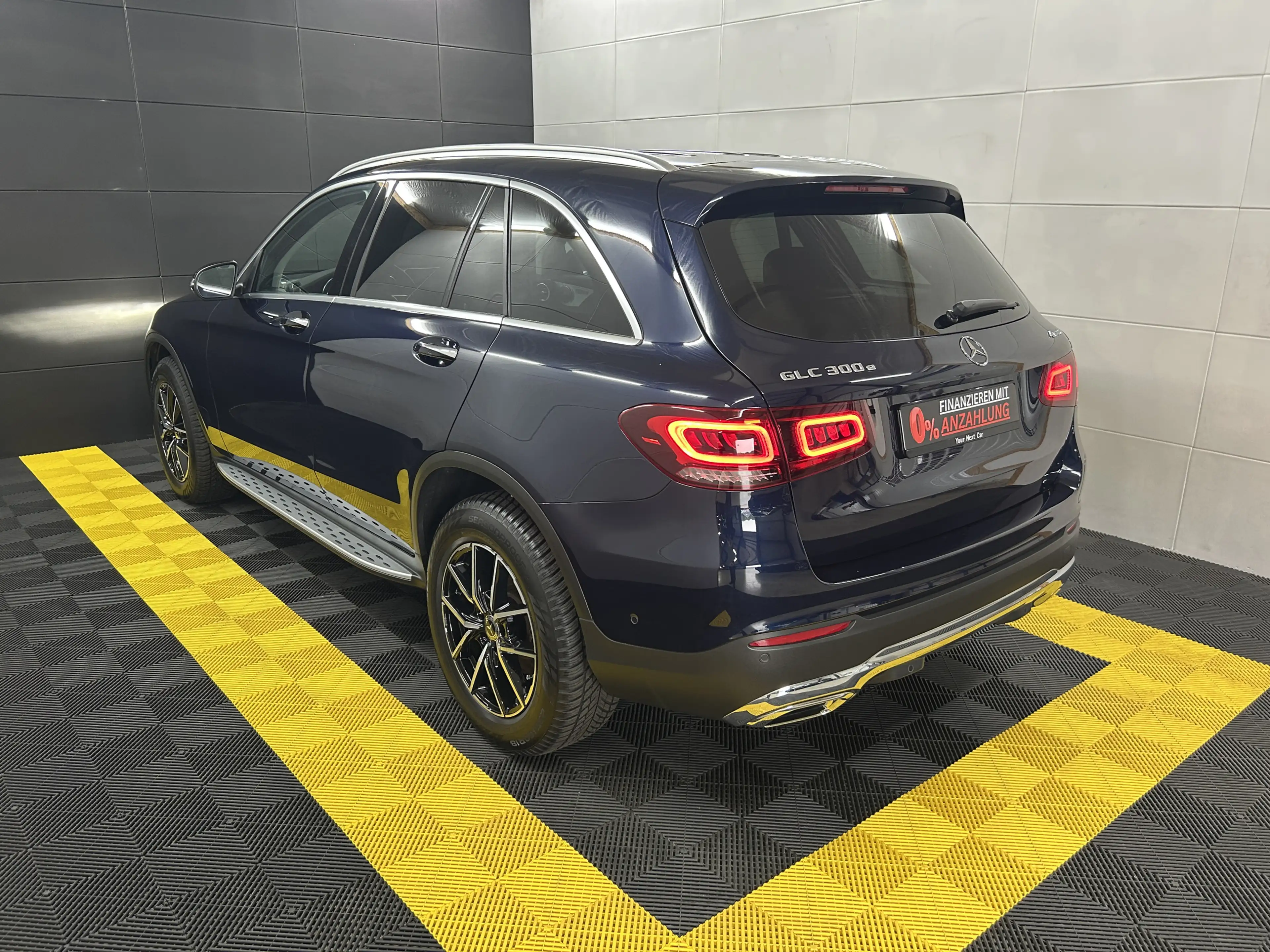 Mercedes-Benz GLC 300 e 4M Plug-in+Ahk+360°+LED+Ambiente+Kessy — photo 7