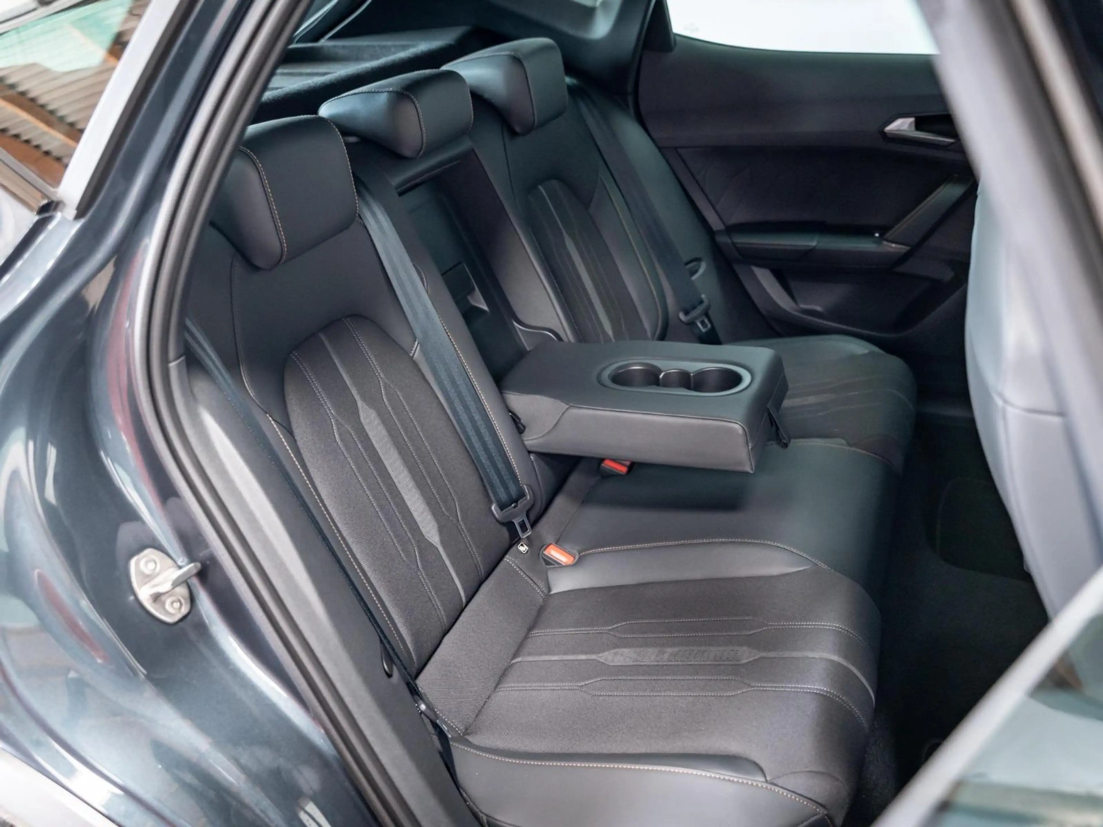 CUPRA Formentor 1.4 TSI e-Hybrid VZ Copper Edition 245 PK | Camera — photo 9