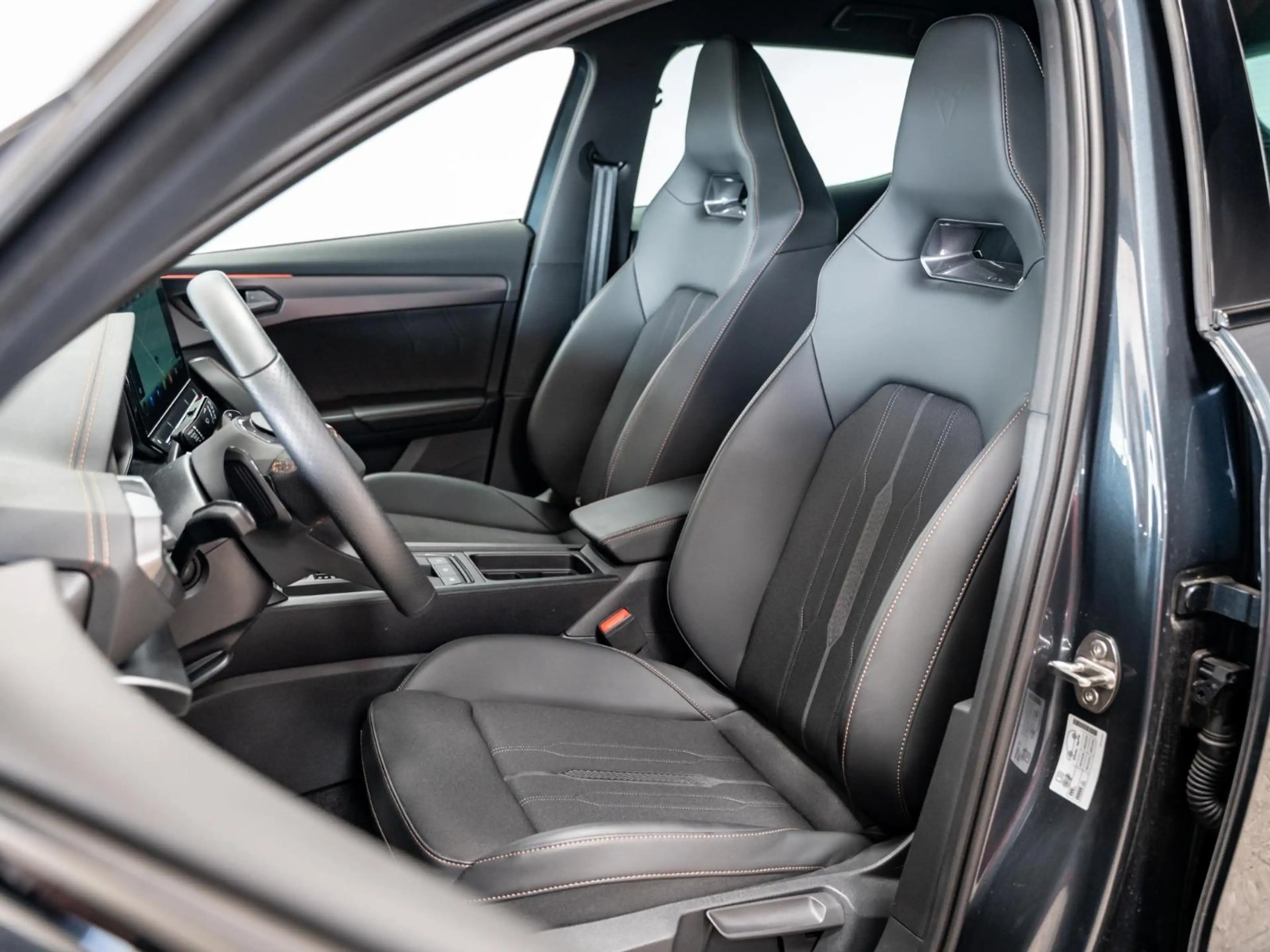 CUPRA Formentor 1.4 TSI e-Hybrid VZ Copper Edition 245 PK | Camera — photo 7