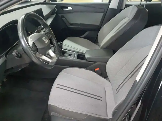 Seat Leon view 7