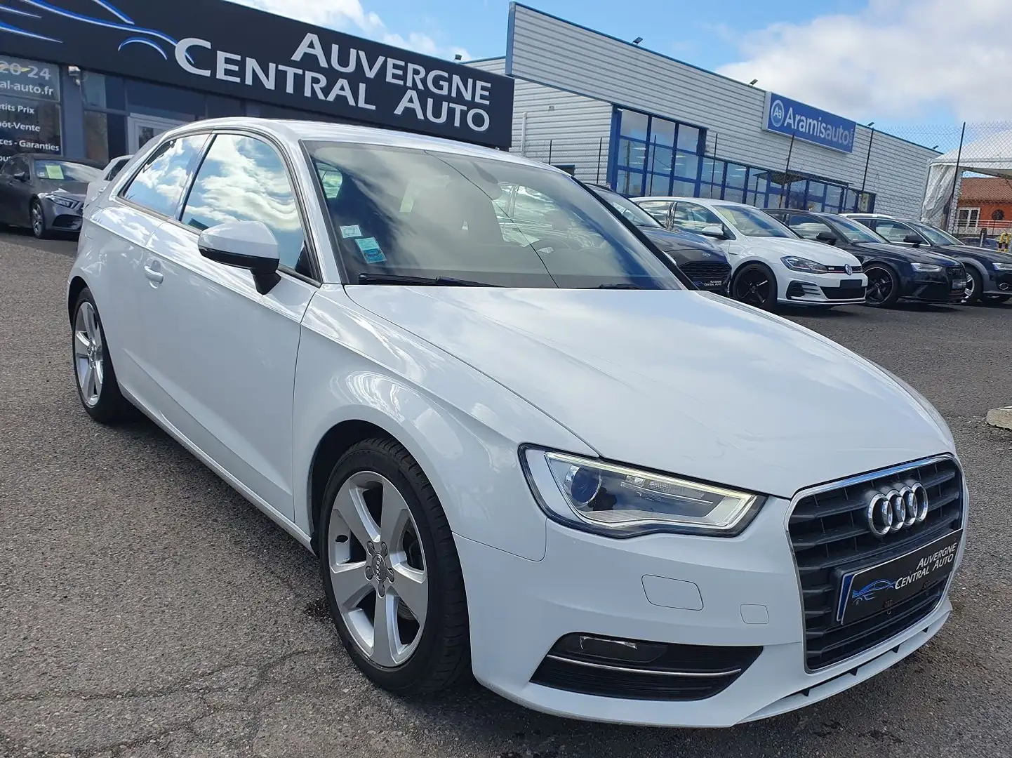 Audi A3 2.0 TDI 150CH FAP AMBIENTE - 1