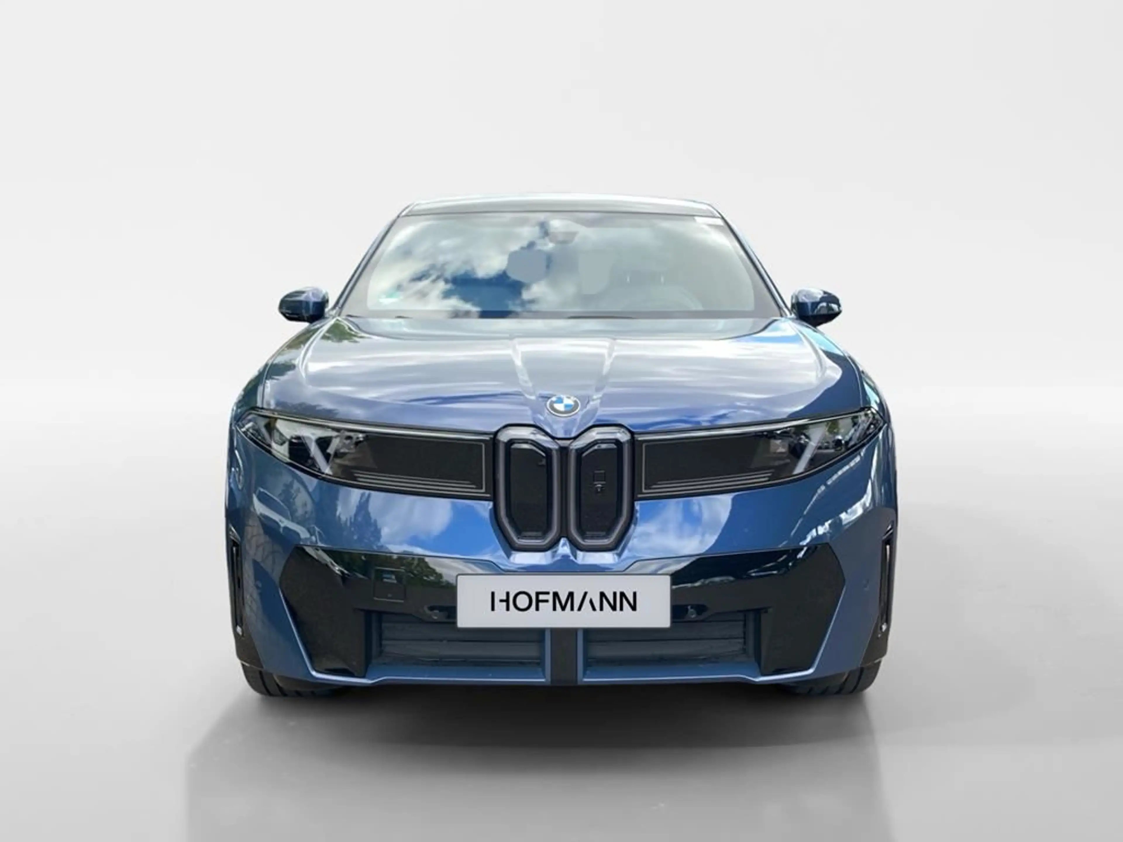 BMW iX3 M Sport — photo 2