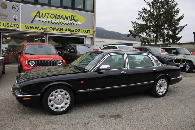 Jaguar Daimler Super V8 4.0 Passo Lungo