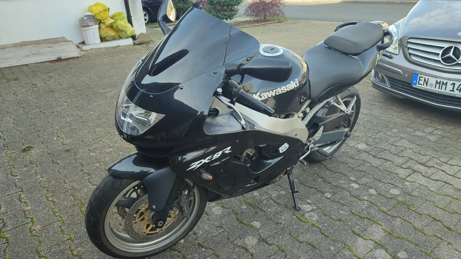 Kawasaki Ninja ZX-9R Nero - 1