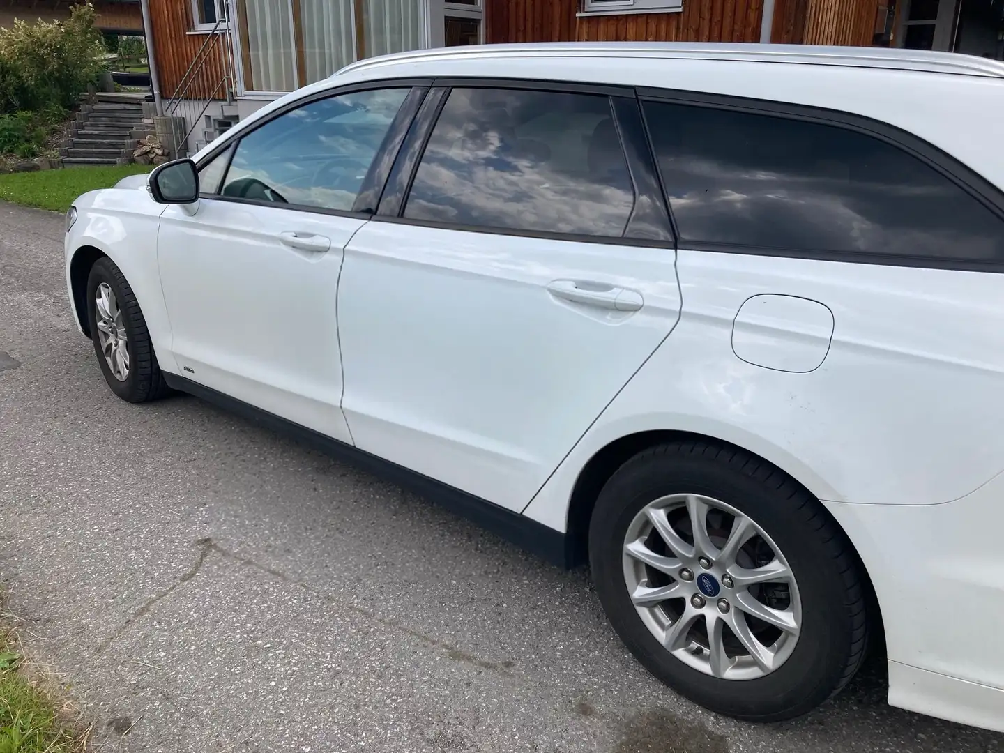 Ford Mondeo Business Edition AWD Blanco - 2