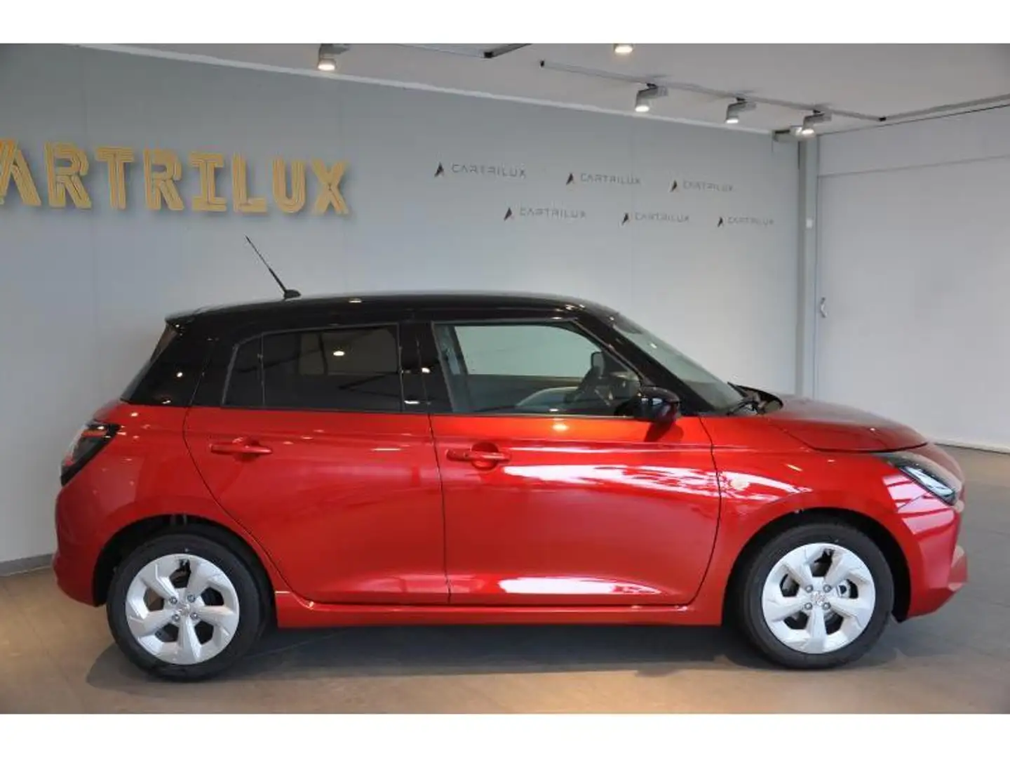 Suzuki Swift 1.2 GL+ 82 MAN5 Rouge - 2