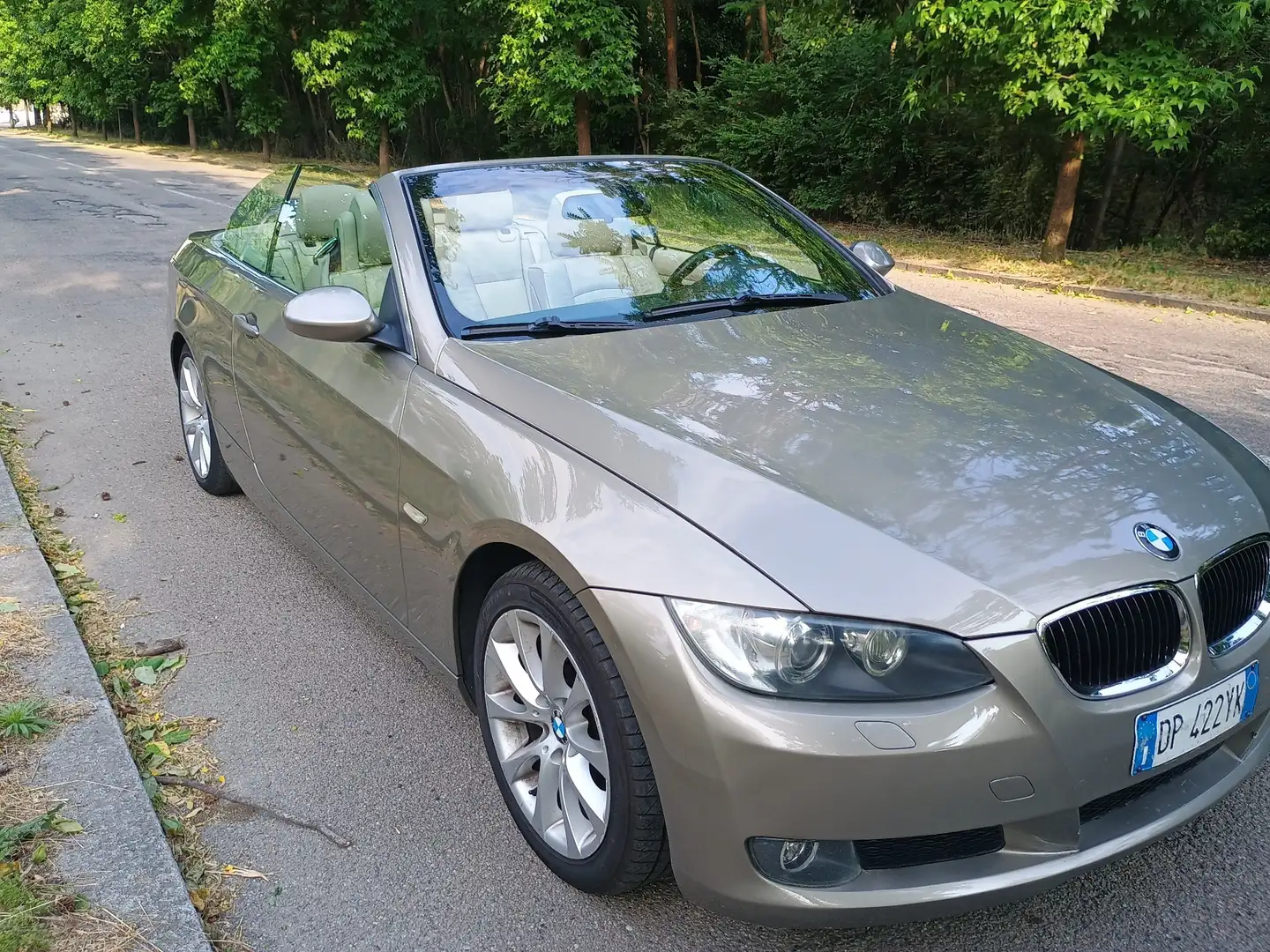 BMW 320 320d Cabrio Futura - 2