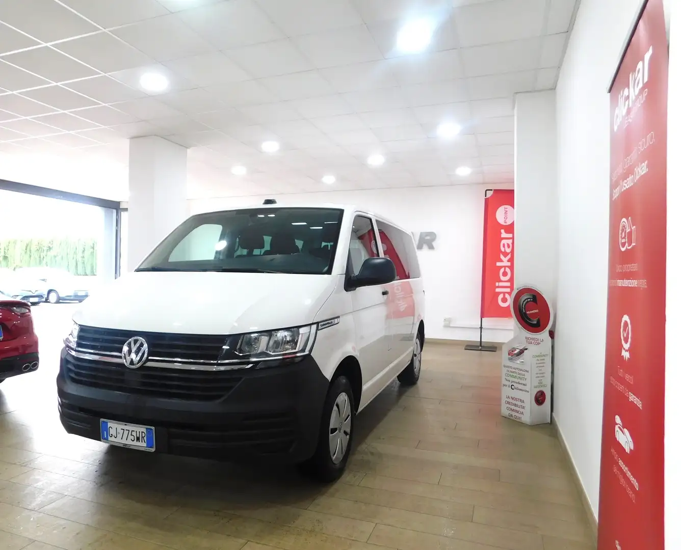 Volkswagen T6 Caravelle 2.0 TDI 110 CV T6 P.C. TRENDELINE Blanc - 1