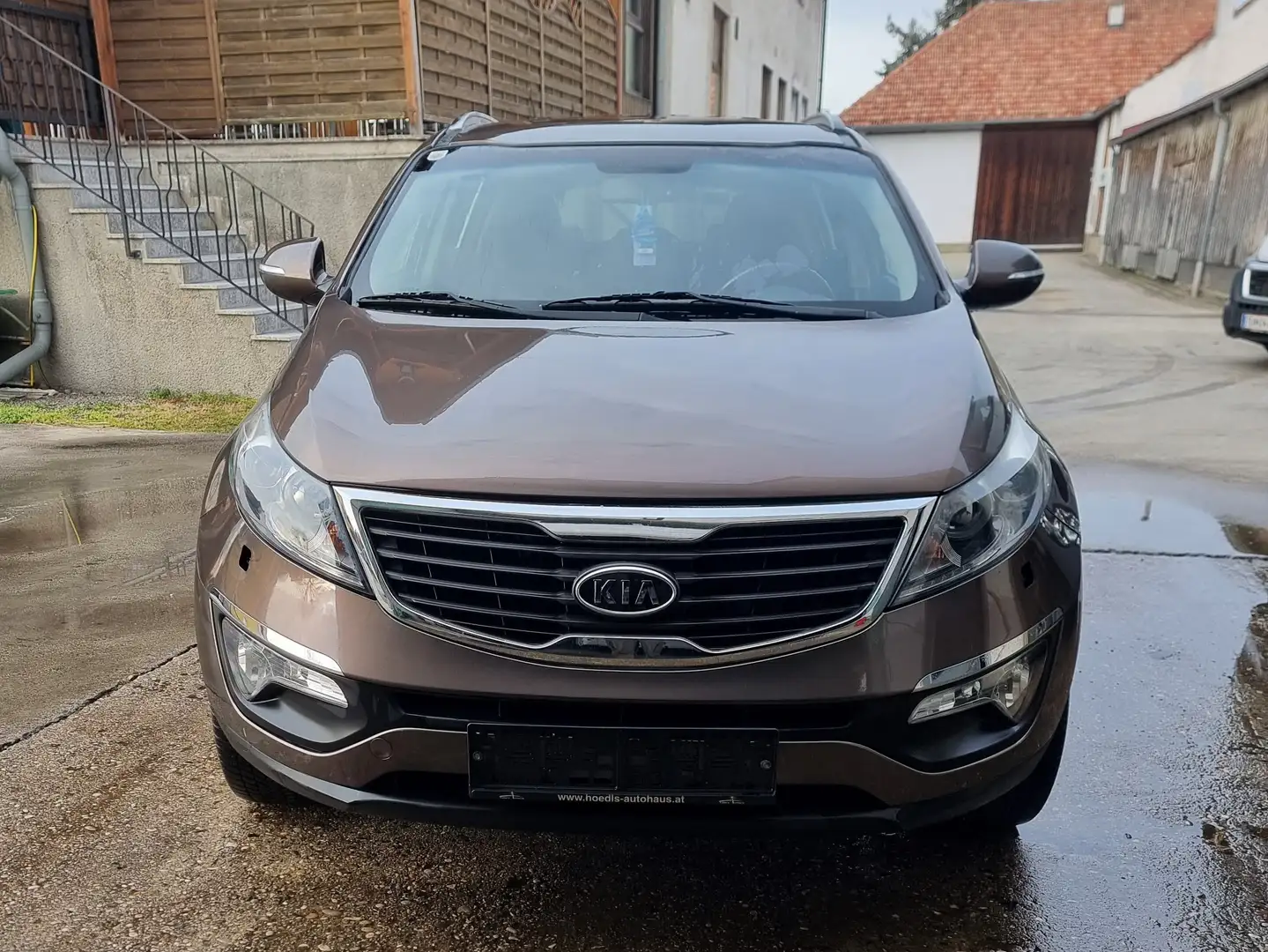 Kia Sportage Sportage Active Pro 1,7 CRDi DPF Active Pro Brun - 1