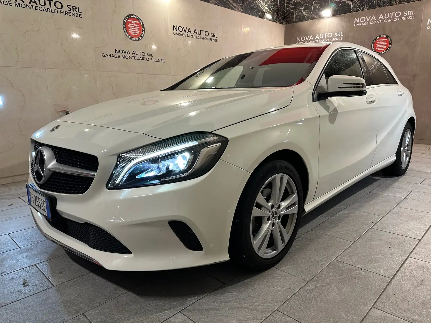 Mercedes-Benz A 180 Classe A - W176 d Sport automatica Bianco - 2