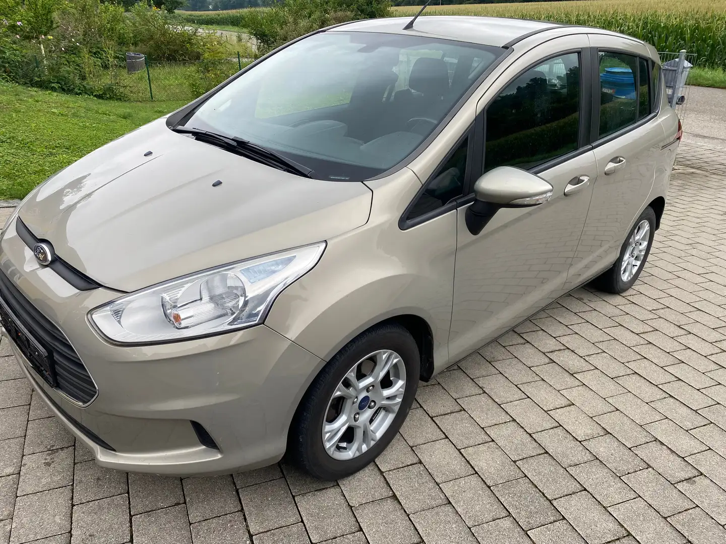 Ford B-Max Sync Edition Beige - 1
