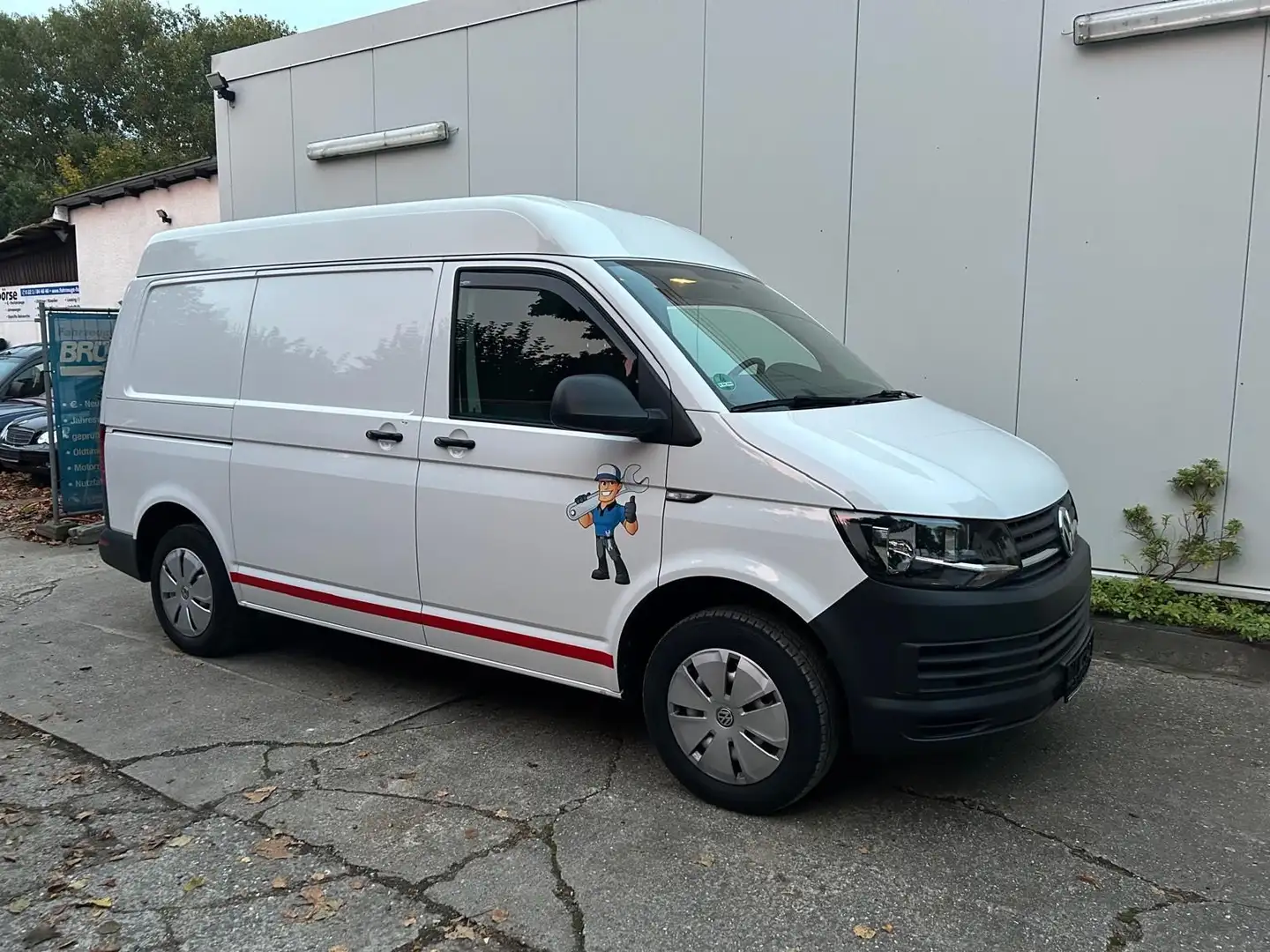 Volkswagen T6 Transporter T6 Transport. Kasten-Kombi Mittelhochd. top Zust Blanc - 1