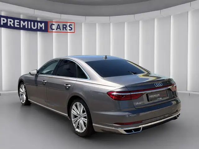 Audi A8 view 3