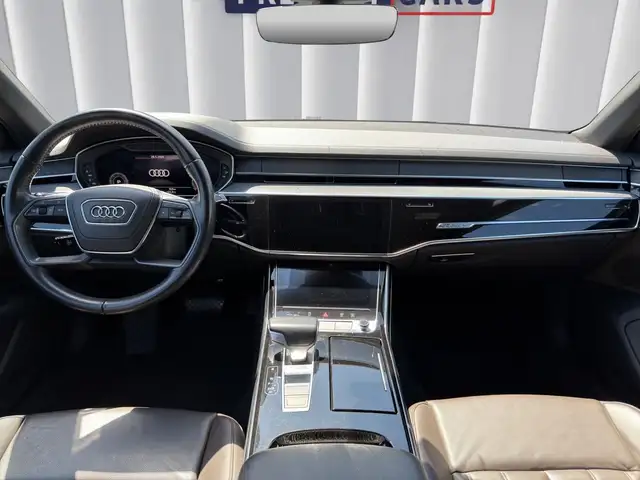 Audi A8 view 11