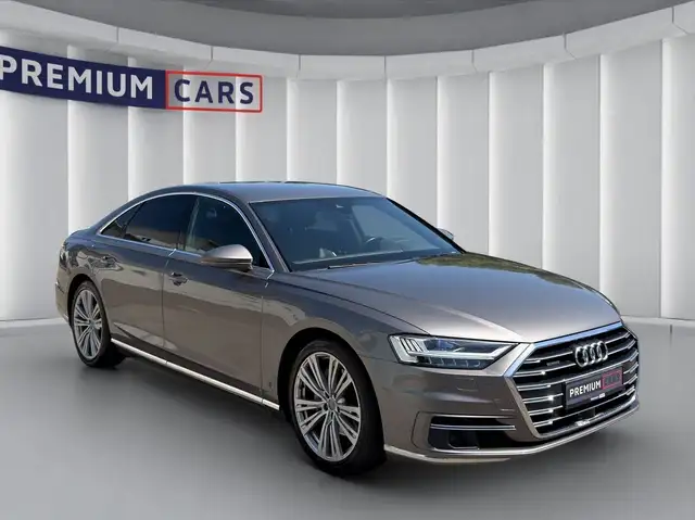 Audi A8 view 7
