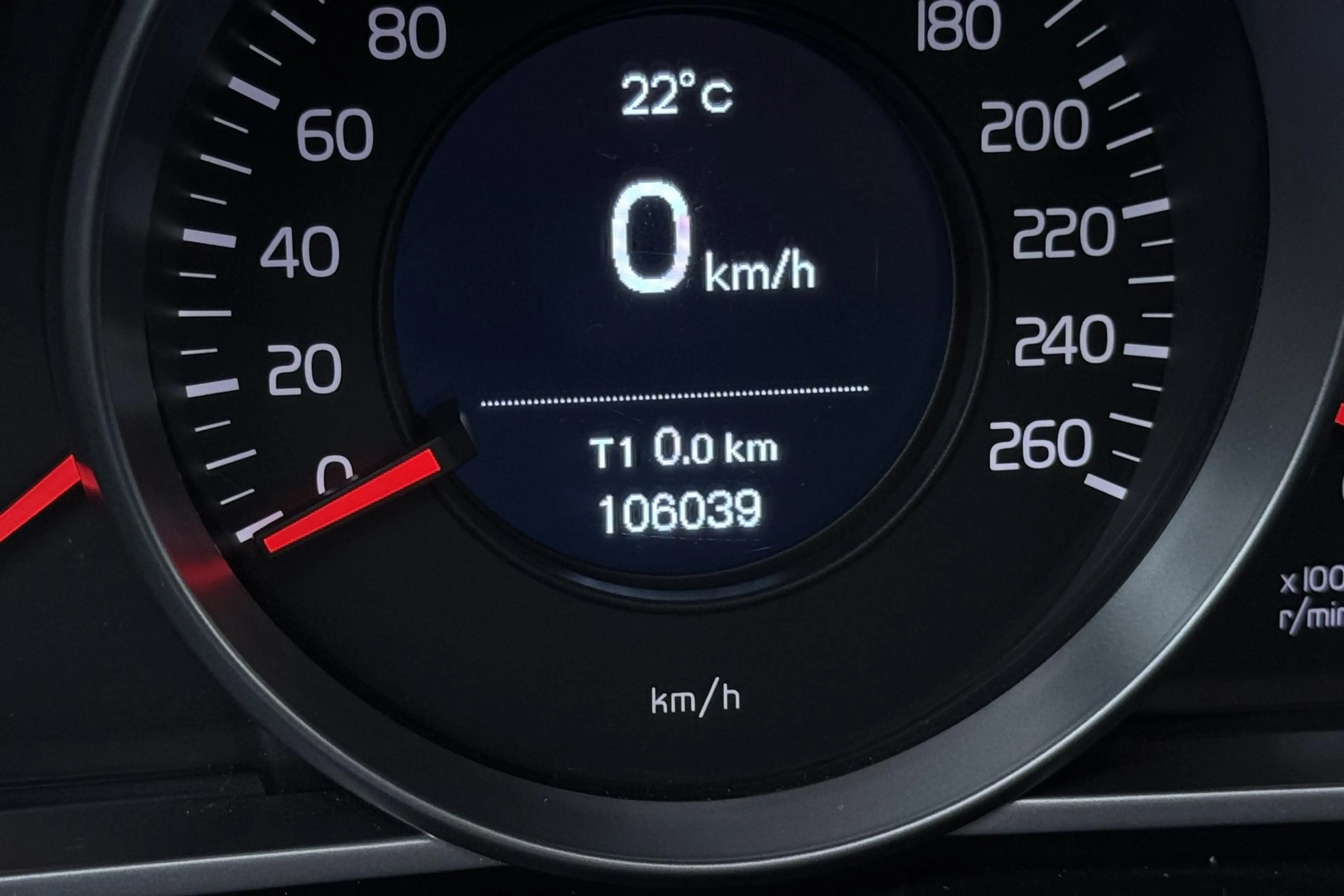 Volvo V40 2.0 T4 Momentum | Trekhaak | Navigatie | Stoelverw — photo 20