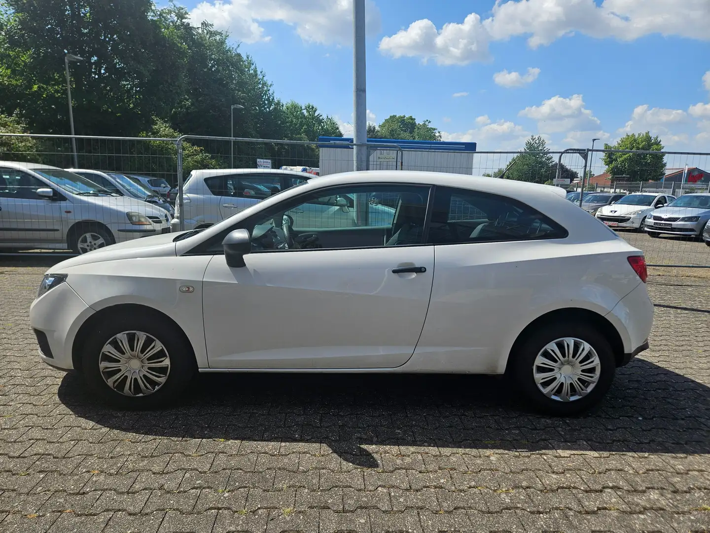 SEAT Ibiza Basis TÜV 04/26 Blanc - 2