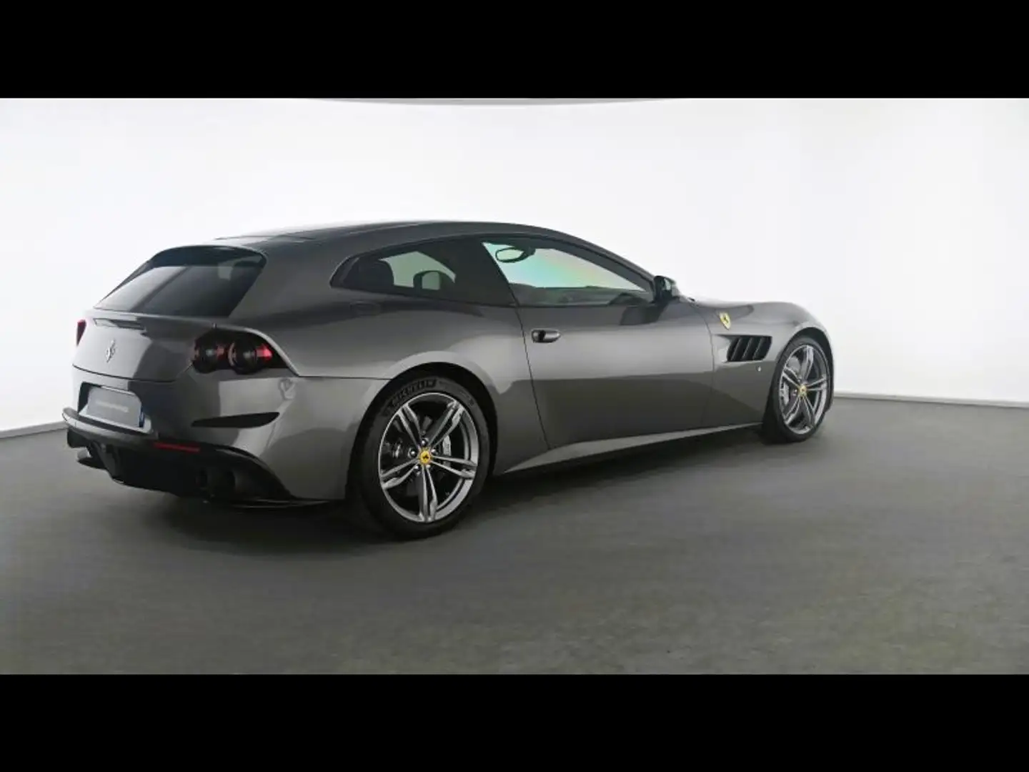 Ferrari GTC4 Lusso V12 6.3 690ch Grijs - 2