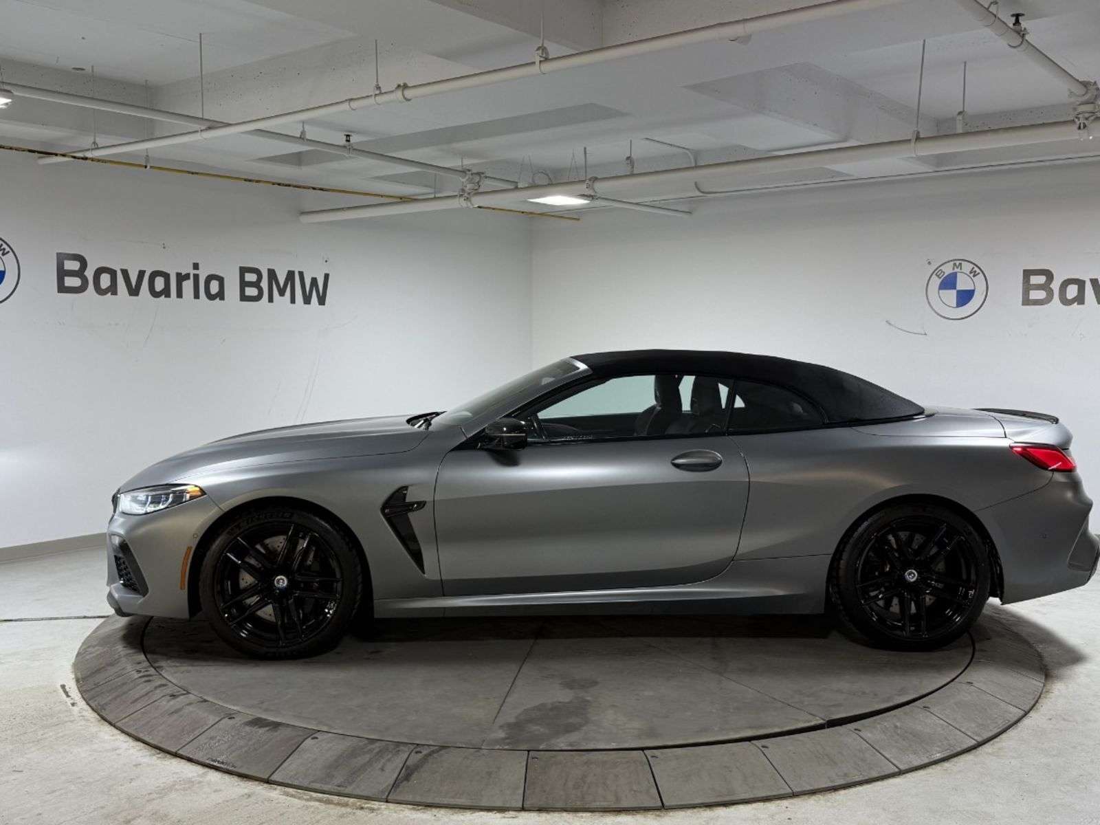 2023 BMW M8 Frozen Paint | Premium Pkg | Bowers & Wilkins Diam — снимка 1