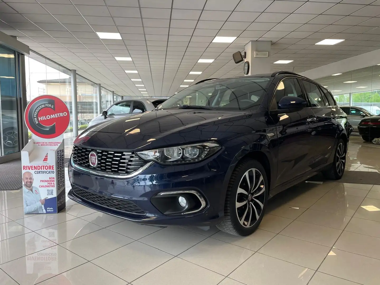 Fiat Tipo SW 1.6 mjt 120 CV LOUNGE Bleu - 2