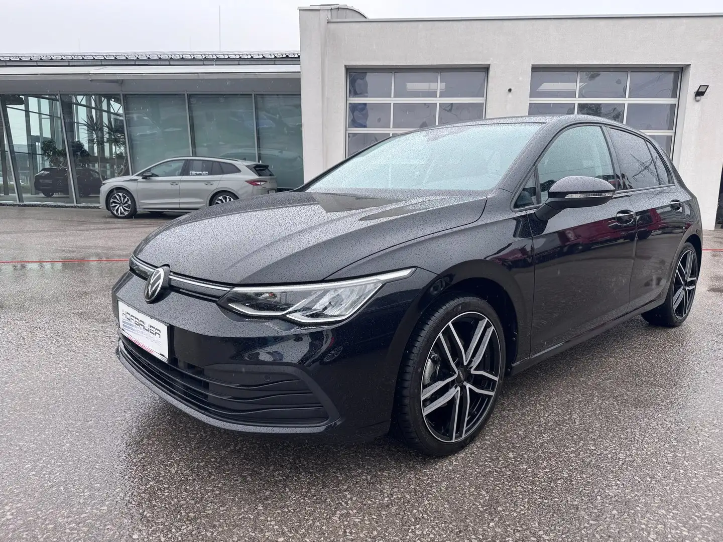 Volkswagen Golf Life TSI Schwarz - 1