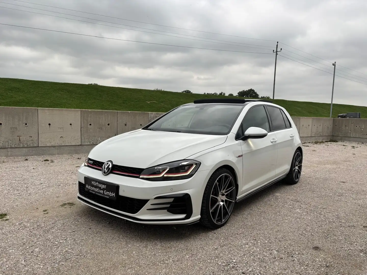 Volkswagen Golf GTI GTI*Top*Pano*LederVienna*VirtuellesCockpit*NoOPF* - 1