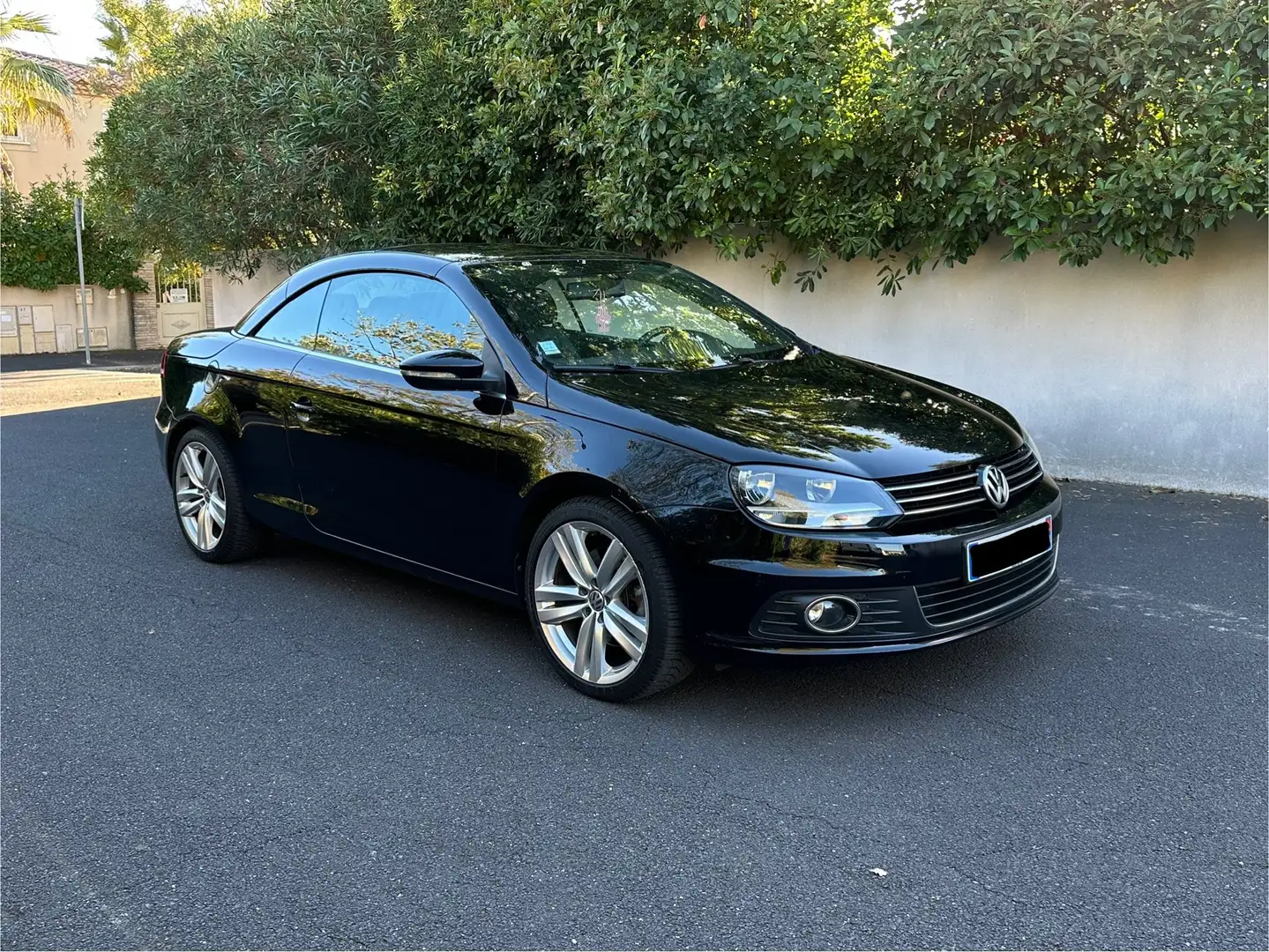 Volkswagen Eos Eos 2.0 TDI 140 FAP BlueMotion Carat DSG6 Noir - 1