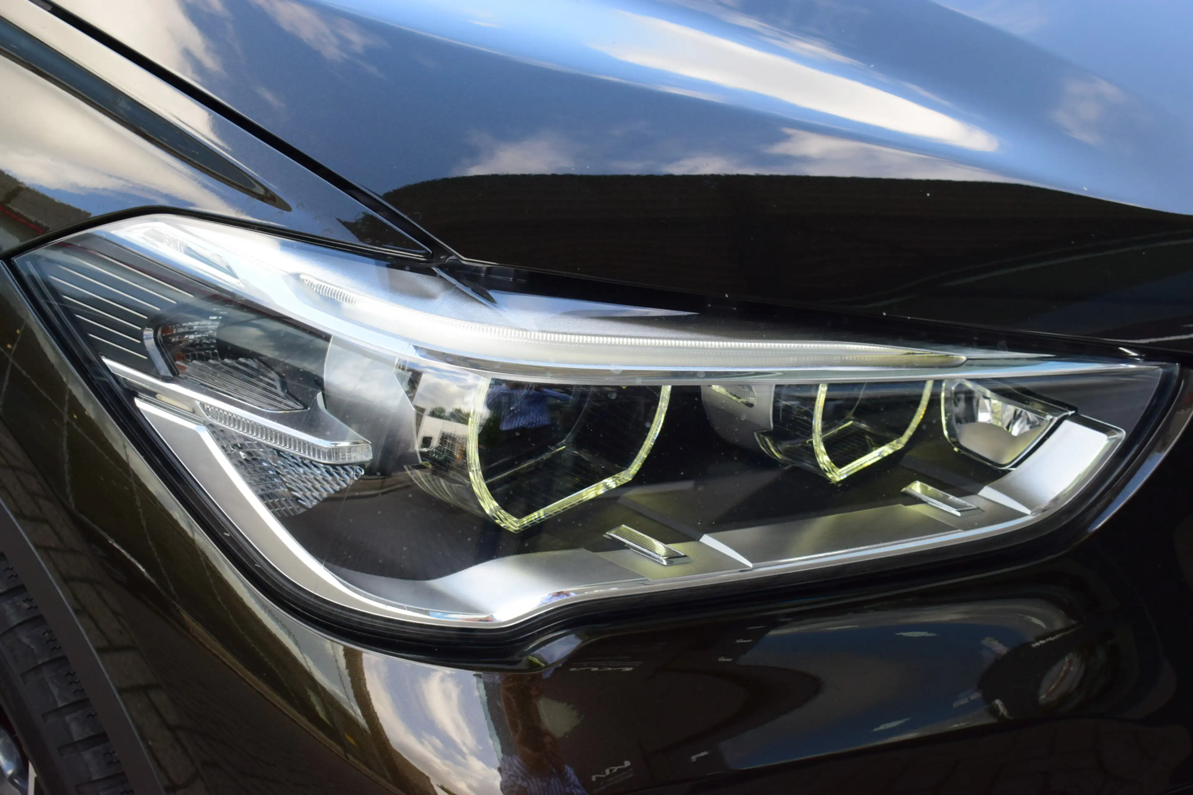 BMW X1 sDrive20i Orange Edition II | Schuif-/ Kanteldak | — photo 23