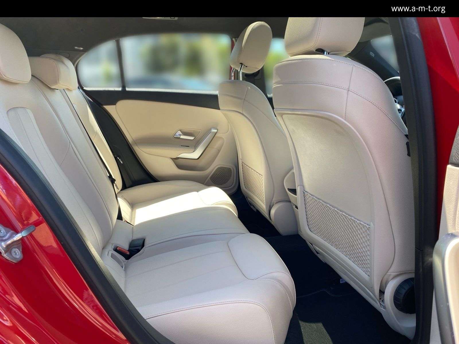 Mercedes-Benz A 220