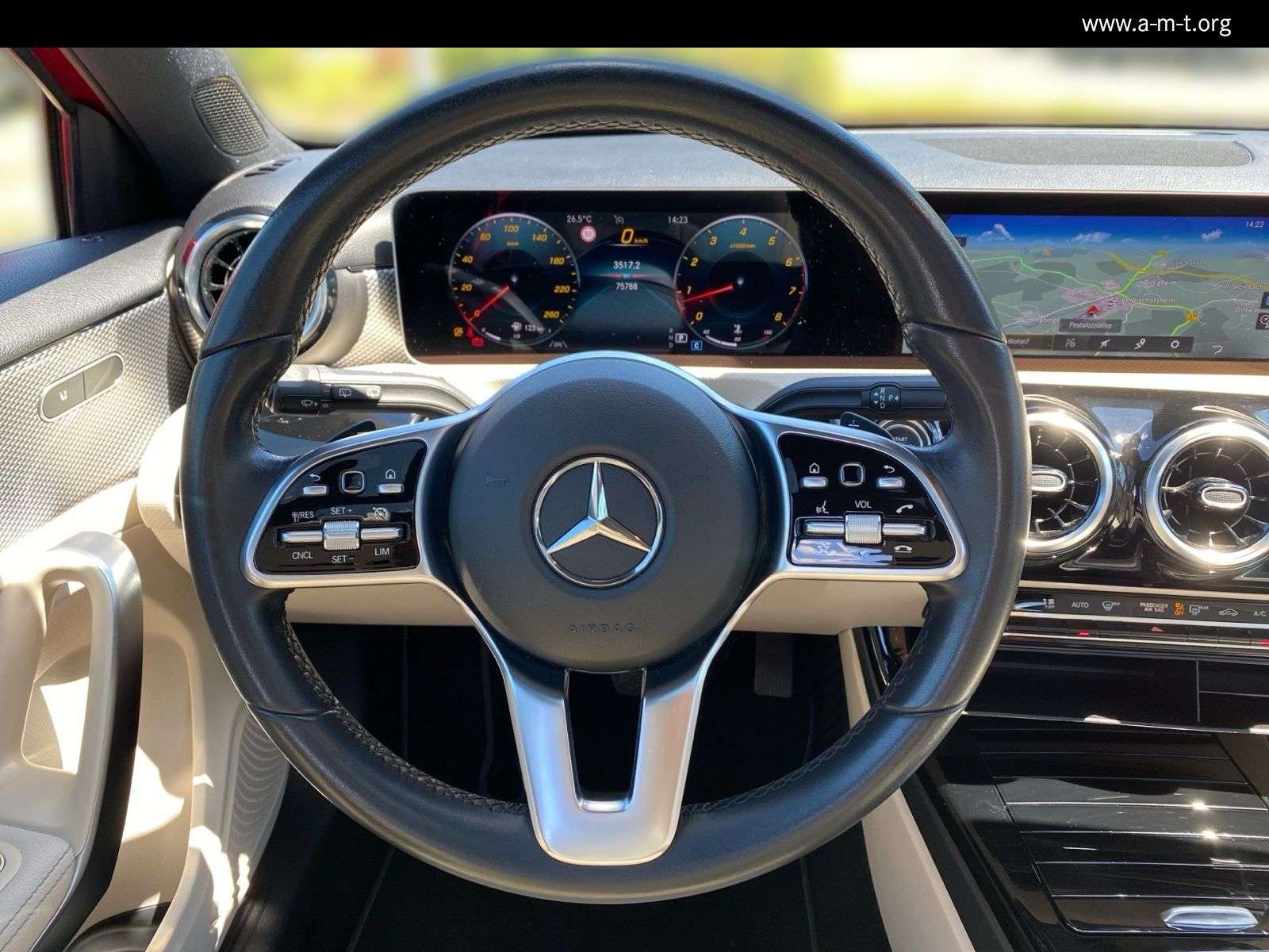 Mercedes-Benz A 220