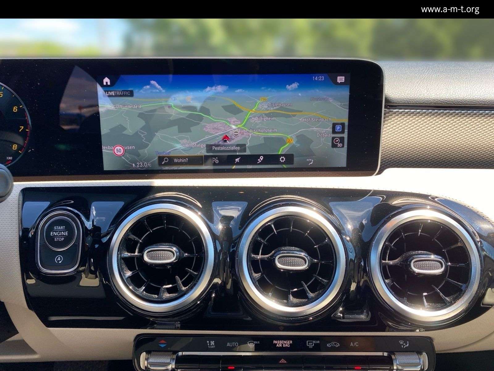 Mercedes-Benz A 220
