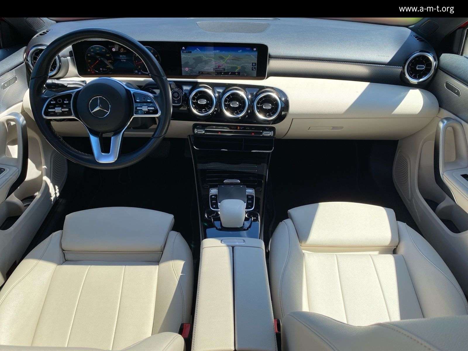 Mercedes-Benz A 220
