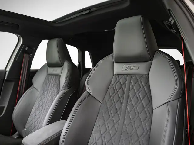 Audi RS3 view 10