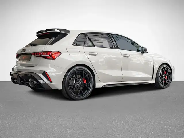 Audi RS3 view 3