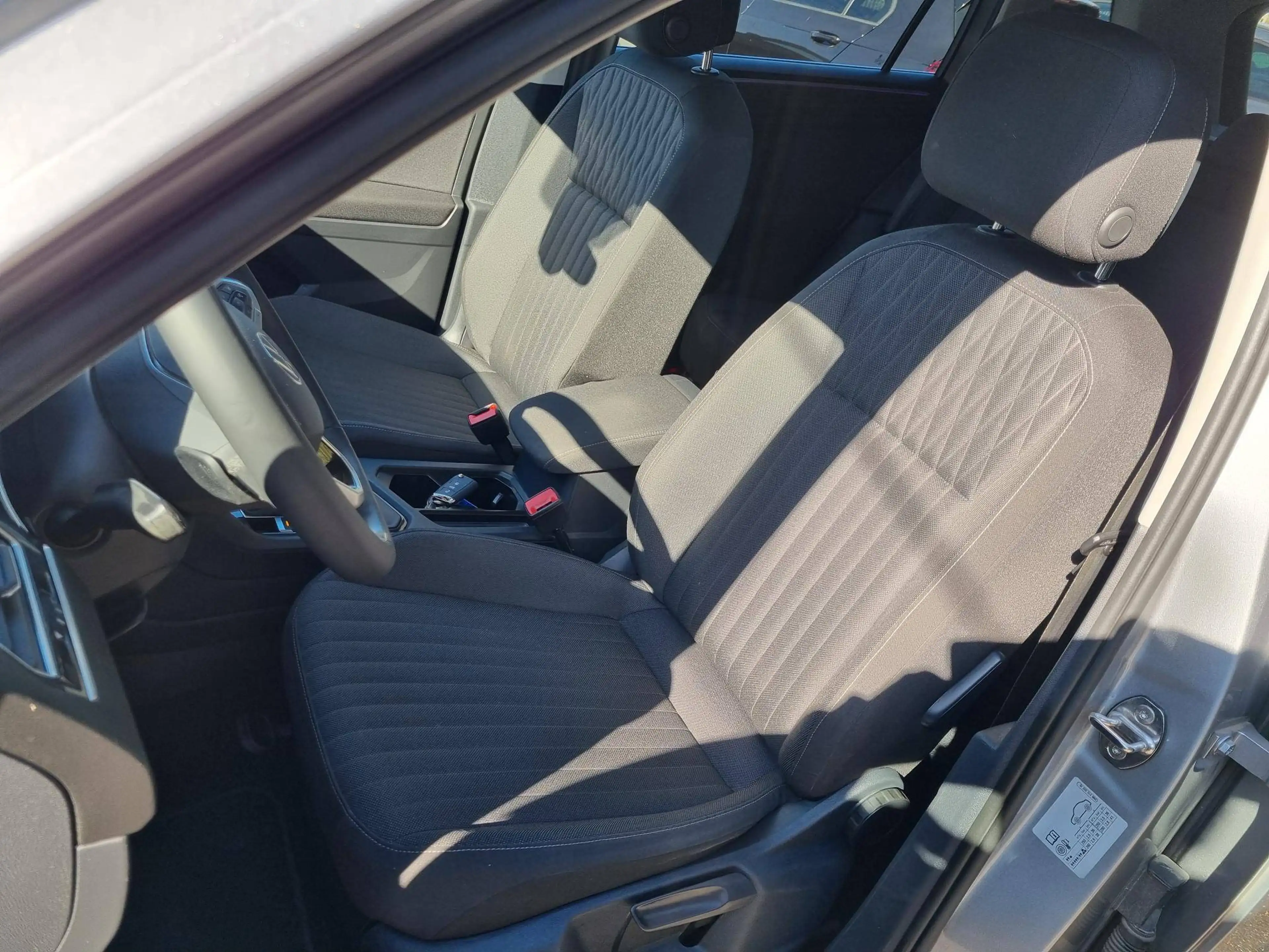 Volkswagen Tiguan Allspace Tiguan Allspace 1.5 TSI Elegance OPF DSG — photo 6